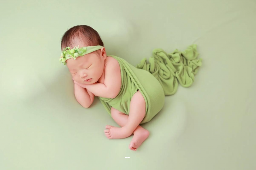 代怀包生男孩医院宝宝便秘拉血怎么办 代怀包生男孩医院宝宝便秘拉血怎么办